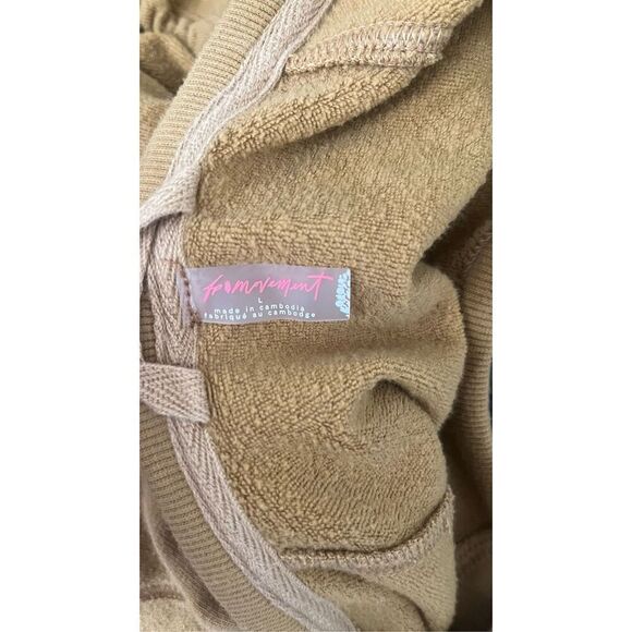 Free People Movement Burnt Gold Circle Back Crop Top Large - Picture 3 of 7